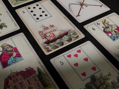 Starlund Mlle Lenormand oracle deck screenshot 12